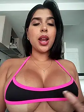 NiaSoler online show from April 2026 09:10:02 PM
