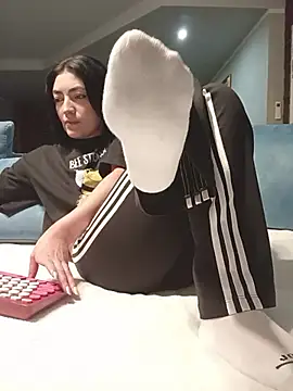 ThailyCherry online show from February 2026 07:03:01 PM