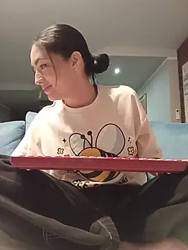 ThailyCherry online show from February 2026 07:15:01 PM