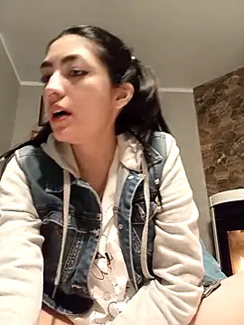 ThailyCherry online show from November 2025 09:04:01 PM