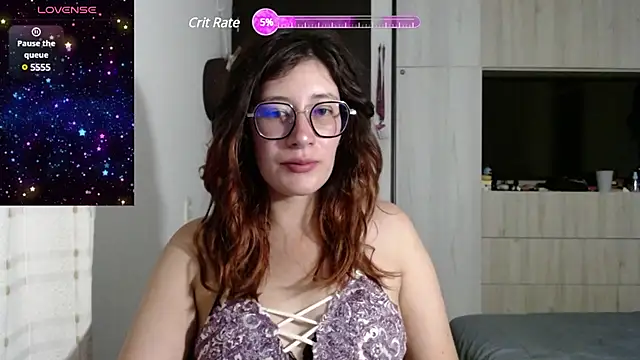 Snapshot of mariana124- chatting on March 2025 01:38:02 AM mariana124- online show from March 2025 01:38:02 AM