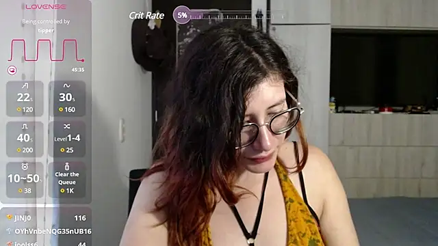 Snapshot of mariana124- chatting on March 2025 09:21:02 PM mariana124- online show from March 2025 09:21:02 PM