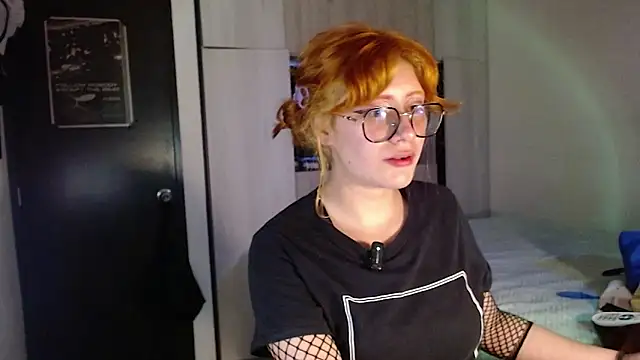 mariana124- online show from December 2025 01:12:01 AM