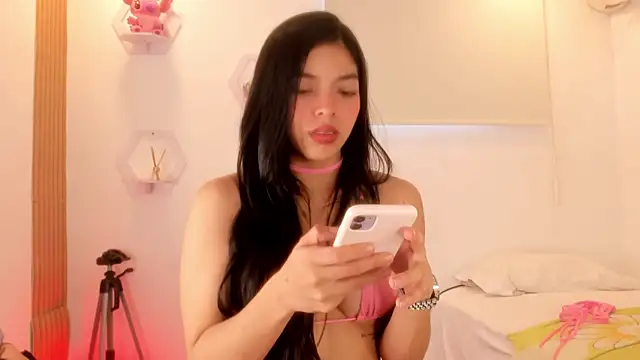 meganrossee69 online show from April 2026 06:10:01 PM