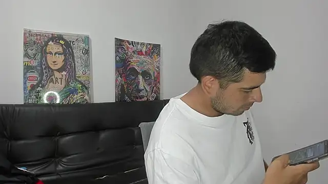 Snapshot of Himoreno25 chatting on February 2026 01:35:02 AM Himoreno25 online show from February 2026 01:35:02 AM