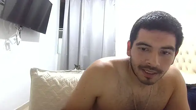 Himoreno25 online show from November 2025 12:32:02 AM