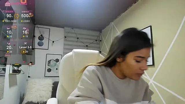 Enma  clark online show from November 2025 02:38:02 AM