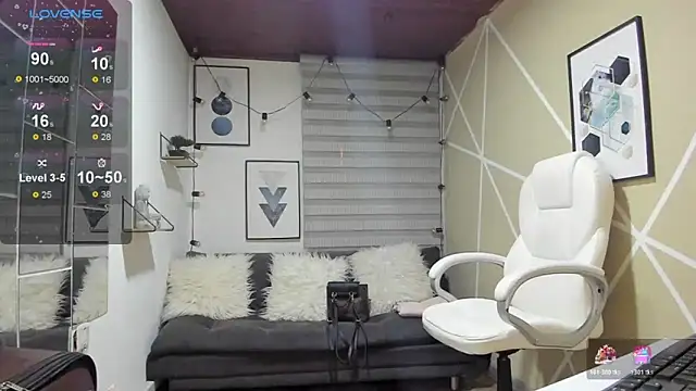 Enma  clark online show from March 2026 04:05:02 AM