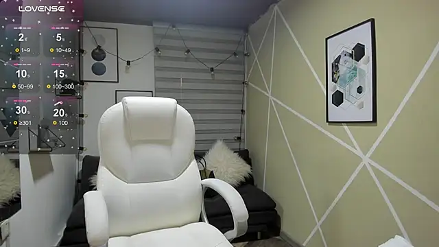 Enma  clark online show from February 2026 04:12:02 AM