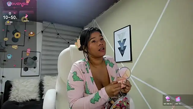 Enma  clark online show from October 2025 03:25:02 AM