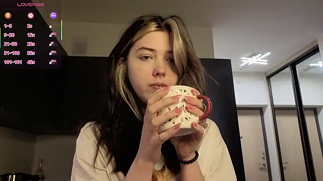 Vanessa Walters online show from February 2026 04:22:01 AM