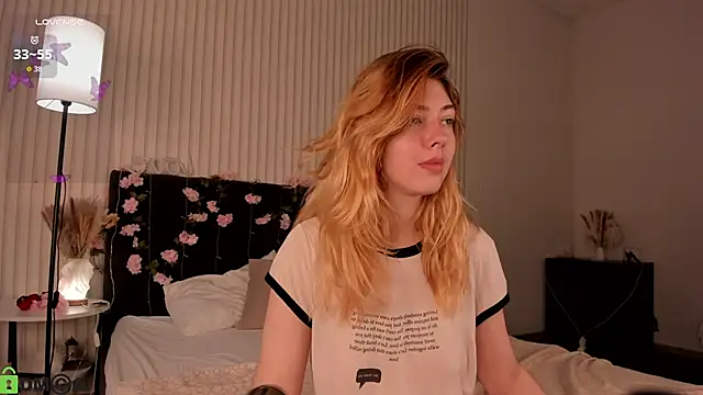 Vanessa Walters online show from September 2025 03:05:01 AM