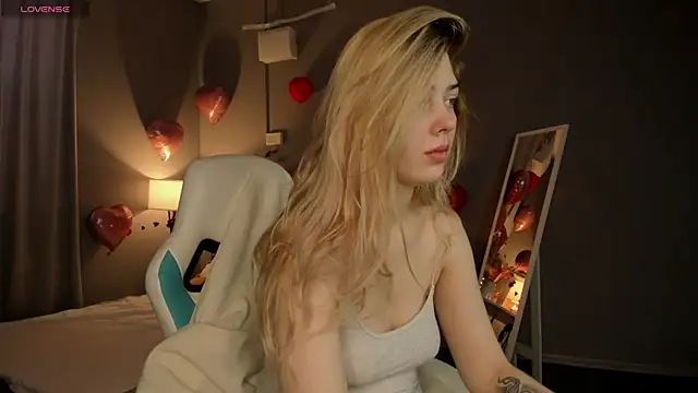 Vanessa Walters online show from March 2025 03:02:02 AM