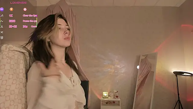 Vanessa Walters online show from November 2025 03:05:02 AM