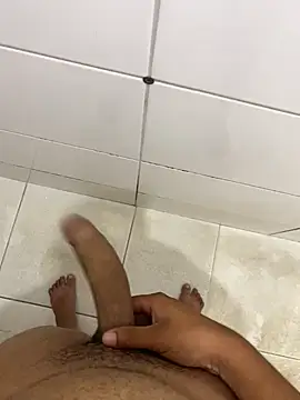 rafanovinho19 online show from January 2025 02:40:02 AM