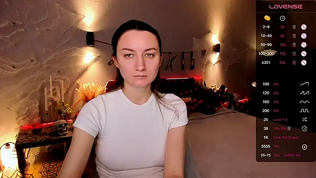 annacooleman online show from October 2025 02:19:01 AM