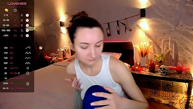 annacooleman online show from October 2025 02:21:03 AM