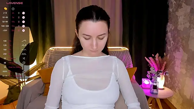 annacooleman online show from November 2025 06:58:01 AM