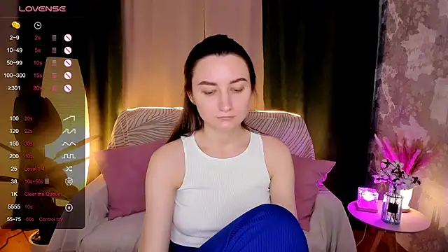 annacooleman online show from October 2025 02:12:01 AM