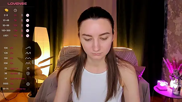 annacooleman online show from October 2025 02:24:01 AM
