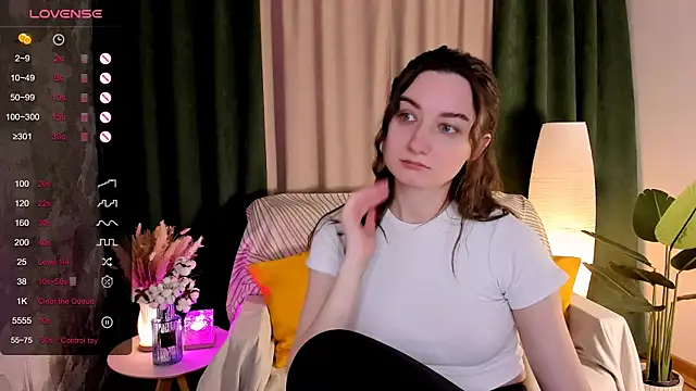 annacooleman online show from April 2026 02:18:02 AM