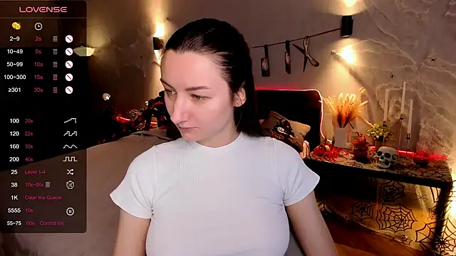 annacooleman online show from October 2025 06:12:01 AM