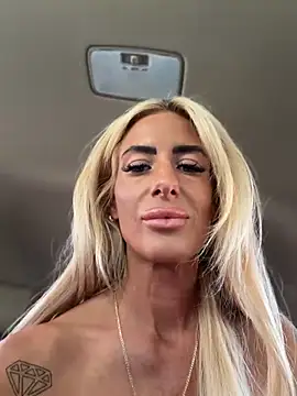 Snapshot of blondiluvsanal chatting on May 2026 04:16:01 PM blondiluvsanal online show from May 2026 04:16:01 PM