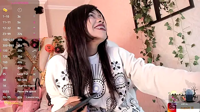 Snapshot of Punkys_ chatting on October 2025 10:49:02 PM Punkys online show from October 2025 10:49:02 PM