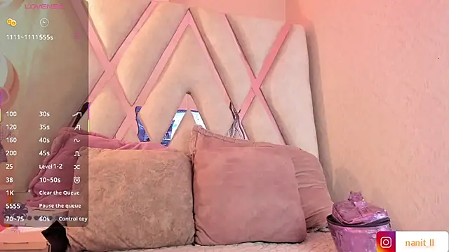 Punkys  online show from April 2026 11:56:01 PM