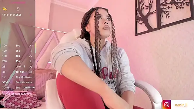 Punkys  online show from April 2026 07:58:02 PM