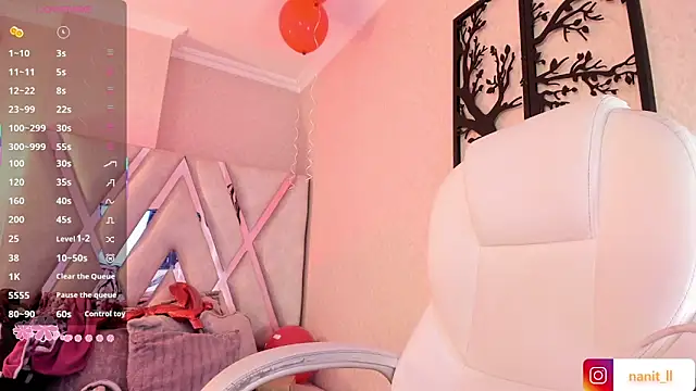 Punkys  online show from February 2026 10:43:02 PM