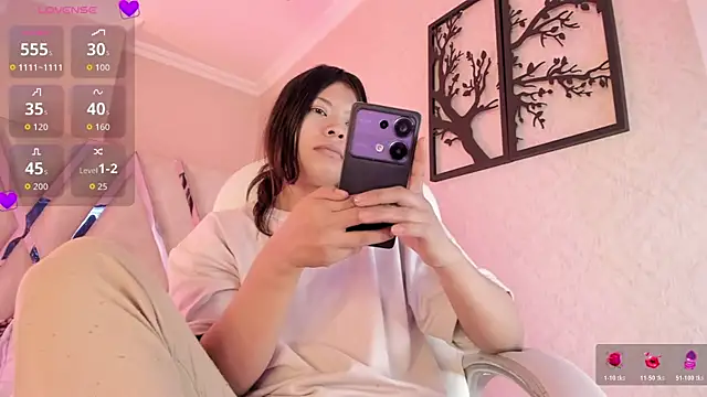 Punkys  online show from March 2026 08:12:01 PM