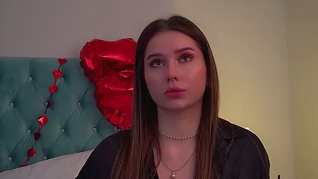 Snapshot of DianaVert chatting on February 2026 02:50:02 PM DianaVert online show from February 2026 02:50:02 PM