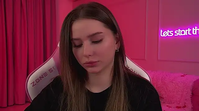 Snapshot of DianaVert chatting on February 2026 07:02:02 PM DianaVert online show from February 2026 07:02:02 PM