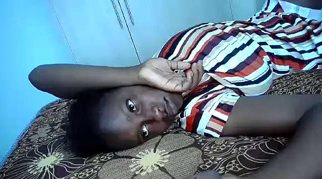 queen-goddess online show from December 2024 05:42:01 AM