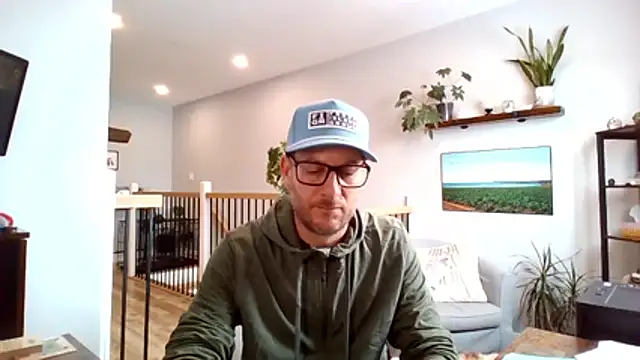 Snapshot of Bigdicktrav902 chatting on January 2026 02:57:01 PM Bigdicktrav902 online show from January 2026 02:57:01 PM