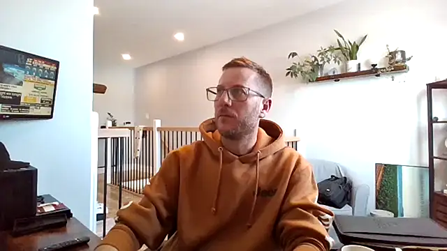 Snapshot of Bigdicktrav902 chatting on February 2025 02:15:02 PM Bigdicktrav902 online show from February 2025 02:15:02 PM