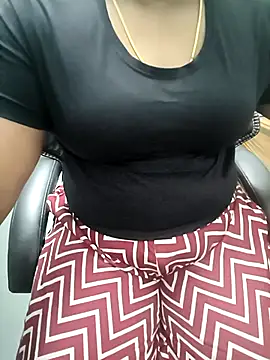 Snapshot of tamil_subha69 chatting on December 2025 05:40:02 AM tamil subha69 online show from December 2025 05:40:02 AM