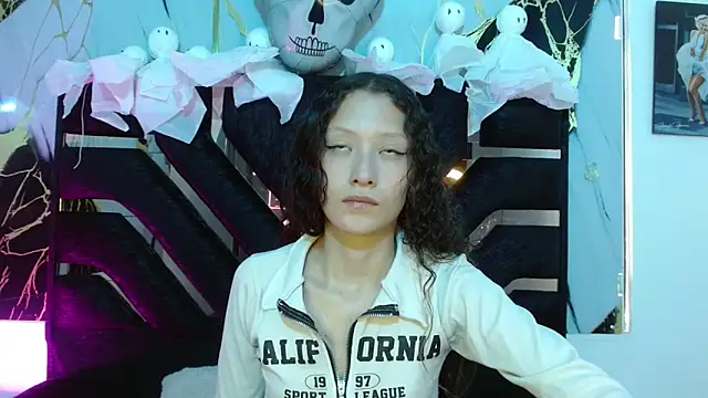 abbycutecs online show from October 2025 08:41:01 PM