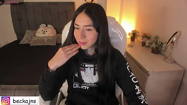 Beck jones online show from October 2025 03:00:01 PM