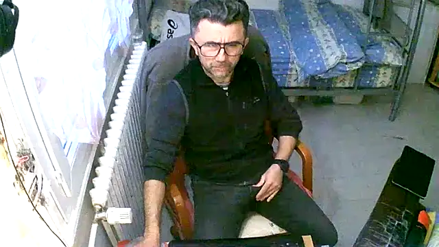 Lokoum3939 online show from March 2026 05:31:02 PM