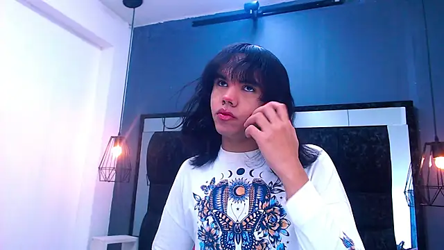 AndreaGil  online show from December 2025 12:31:01 PM