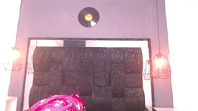 AndreaGil  online show from February 2026 08:08:01 PM