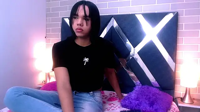 AndreaGil  online show from February 2025 11:53:01 AM