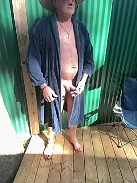 twist699 online show from April 2026 05:19:02 PM