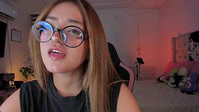 SweetJennaa online show from October 2025 02:17:01 AM