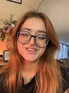 SweetJennaa online show from June 2026 10:59:02 PM