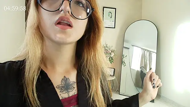 SweetJennaa online show from July 2026 10:06:02 PM