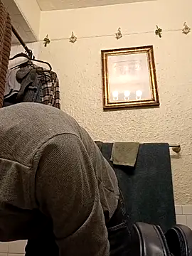 otterlover123 online show from February 2026 07:35:01 PM