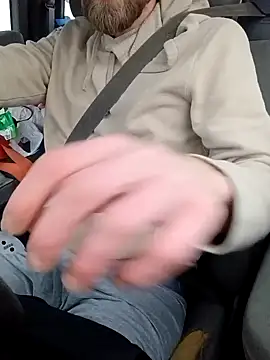 otterlover123 online show from January 2026 09:00:01 PM